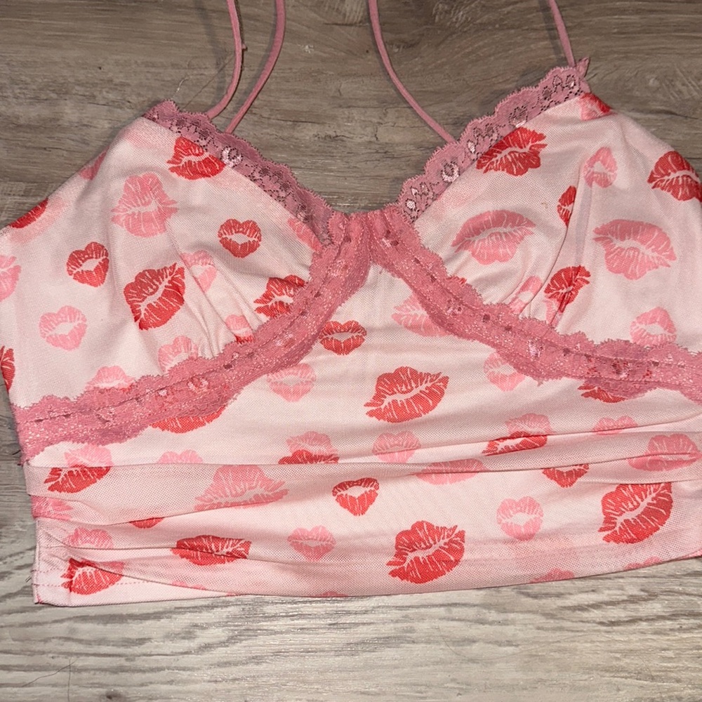 Pink kiss